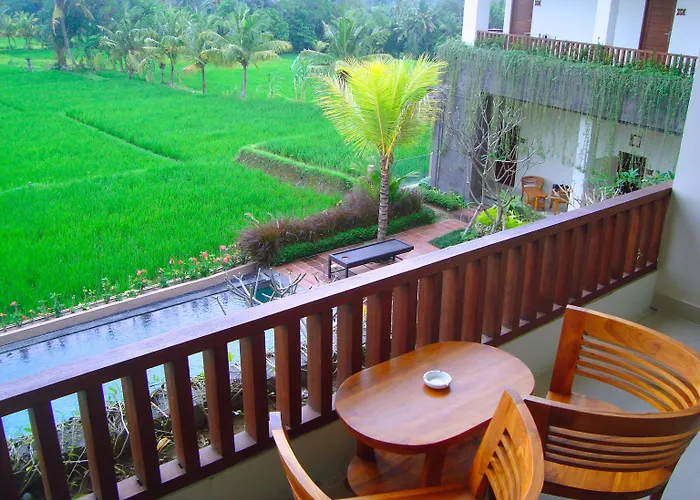 Hotel Artini Bisma 4*