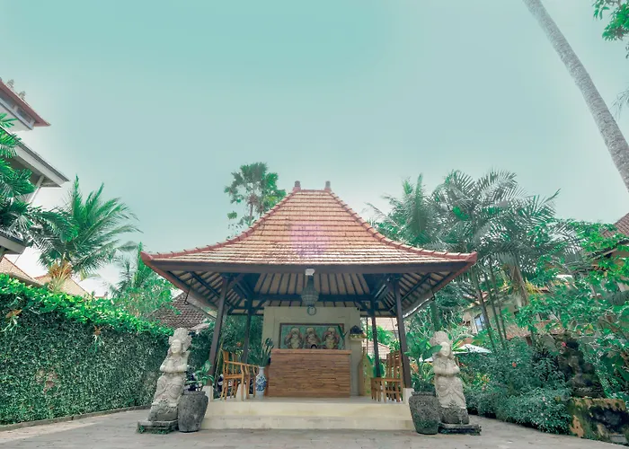 Hotel Artini Bisma 4*