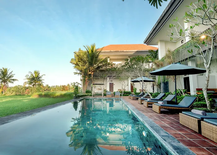 Artini Bisma 4*