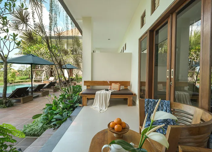 Hotel Artini Bisma